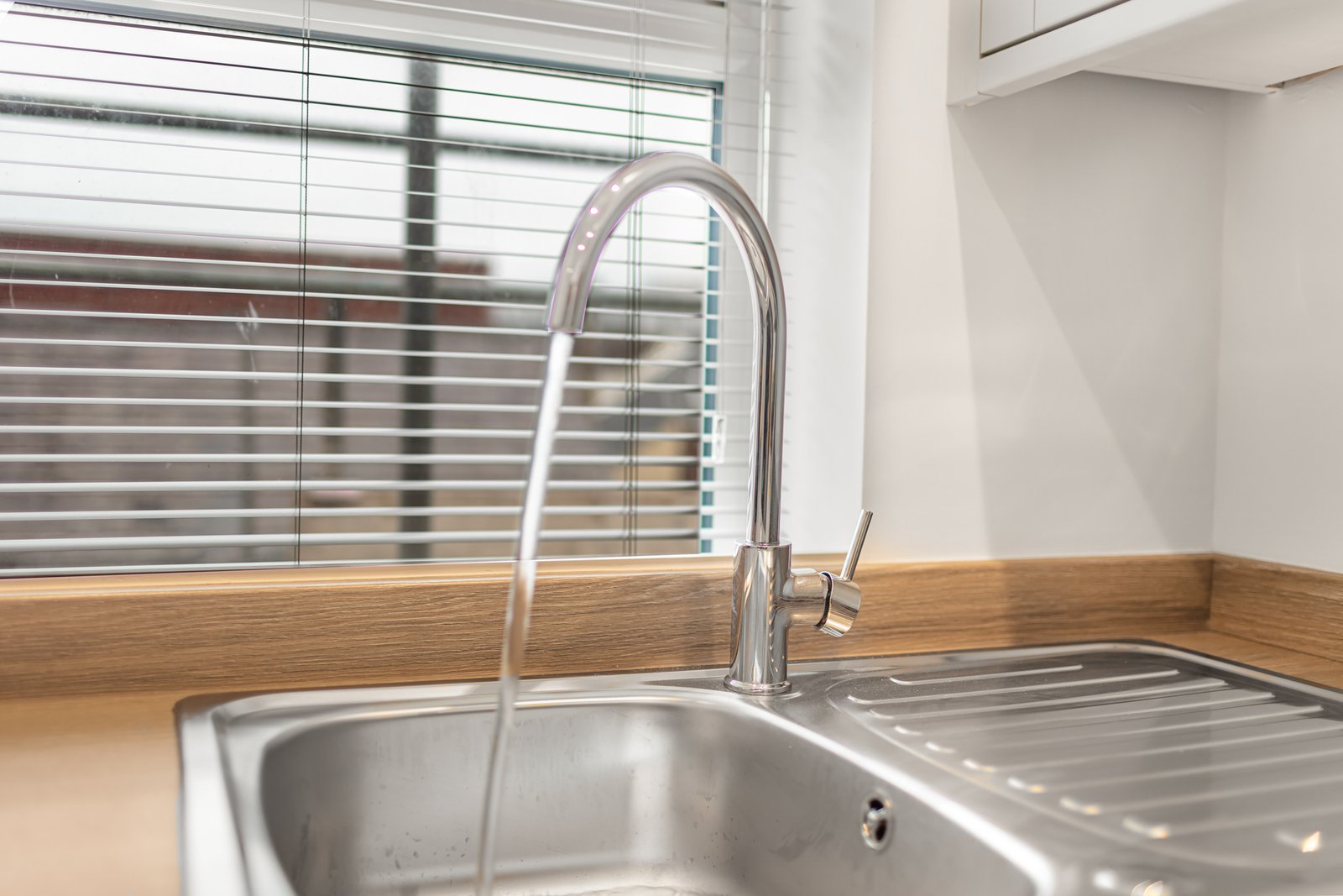 hot-property-network-kitchen-sink